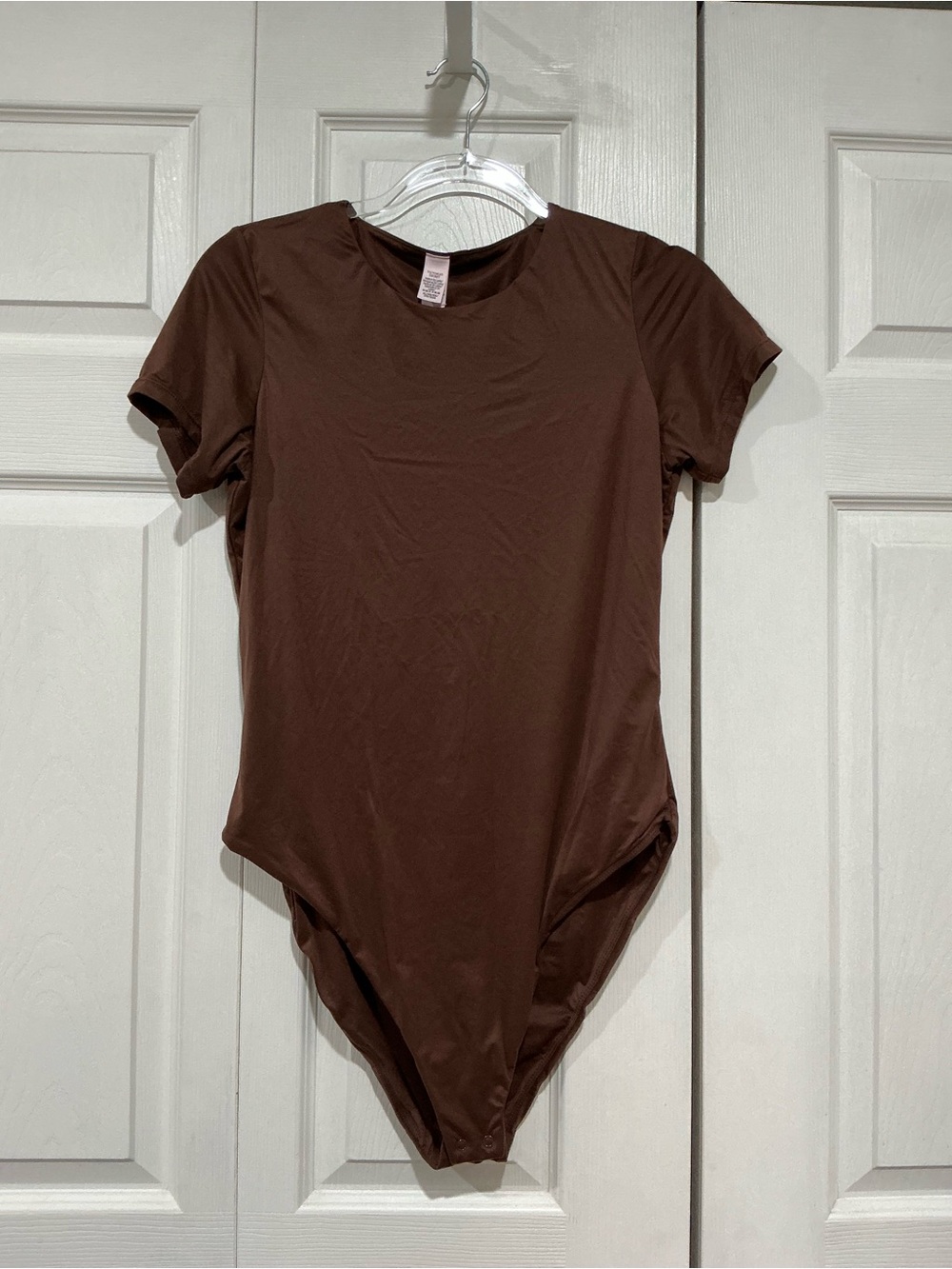 💙 NWT Victoria’s Secret Bodywear Feather Soft Brown Short Sleeve Bodysuit 01596